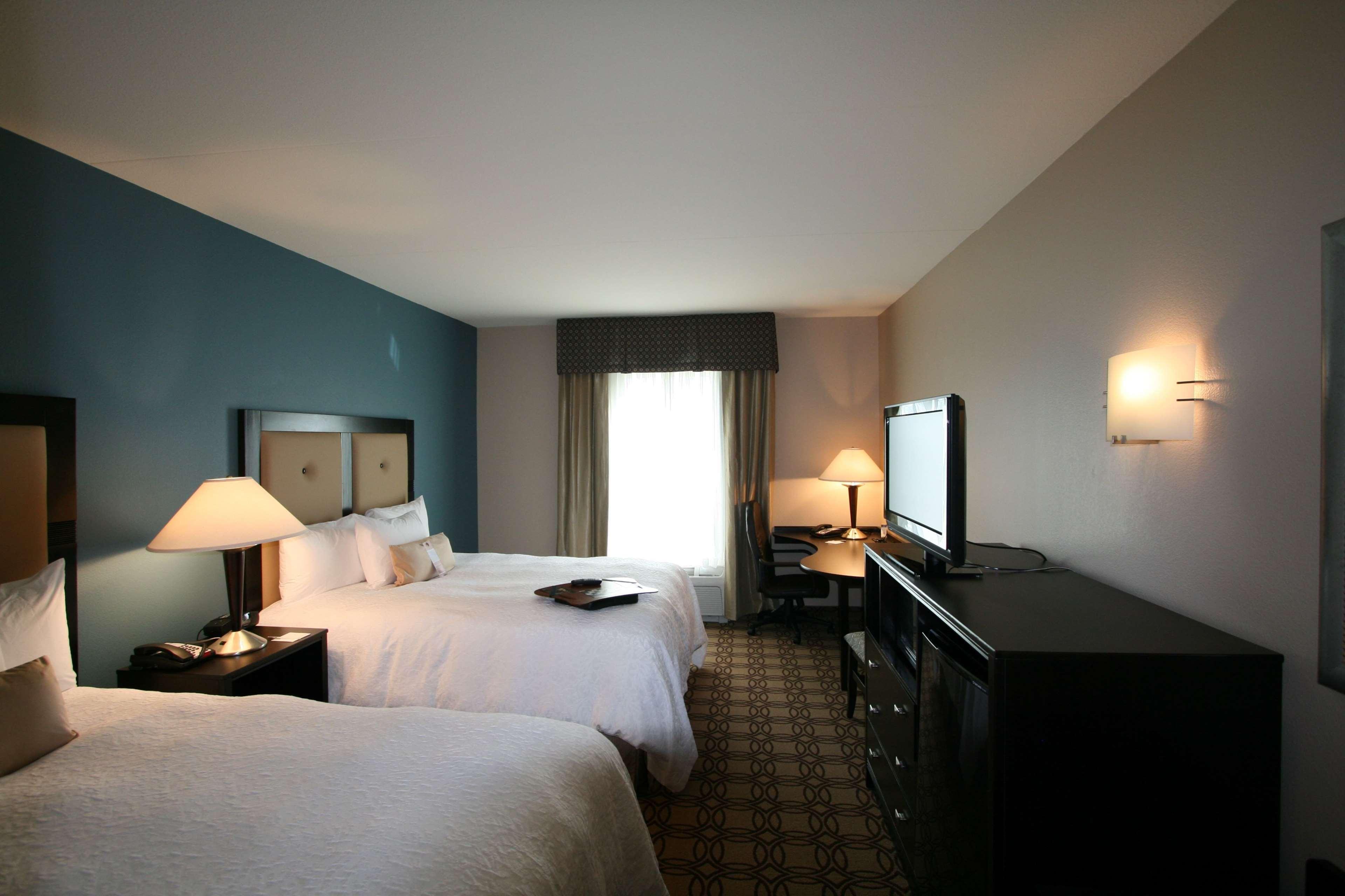 Hampton Inn & Suites Charlotte-Airport Buitenkant foto