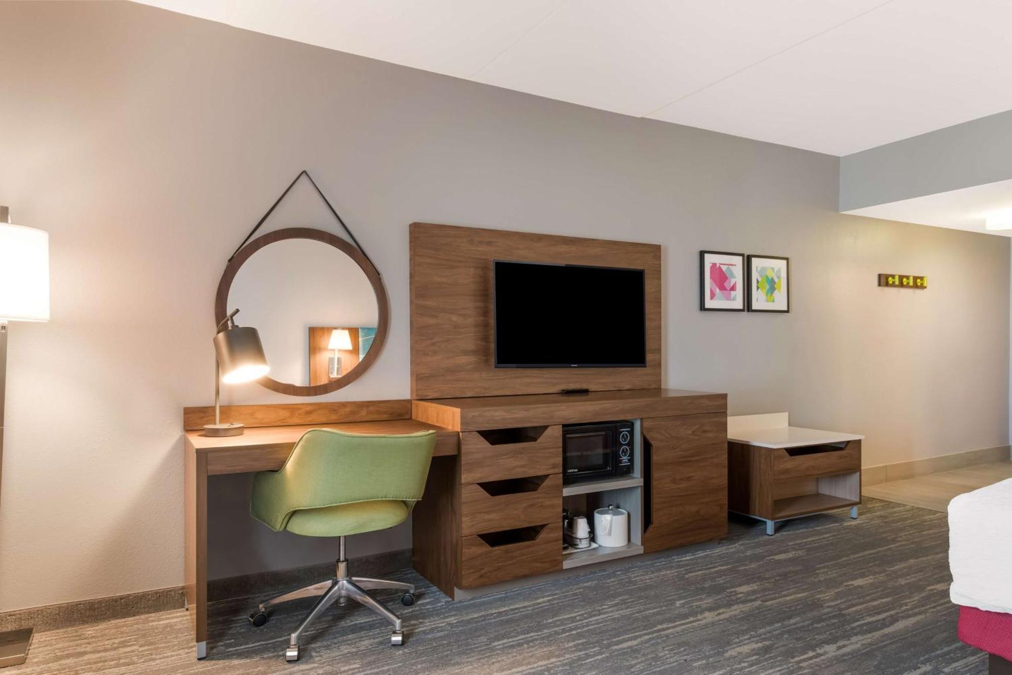 Hampton Inn & Suites Charlotte-Airport Buitenkant foto