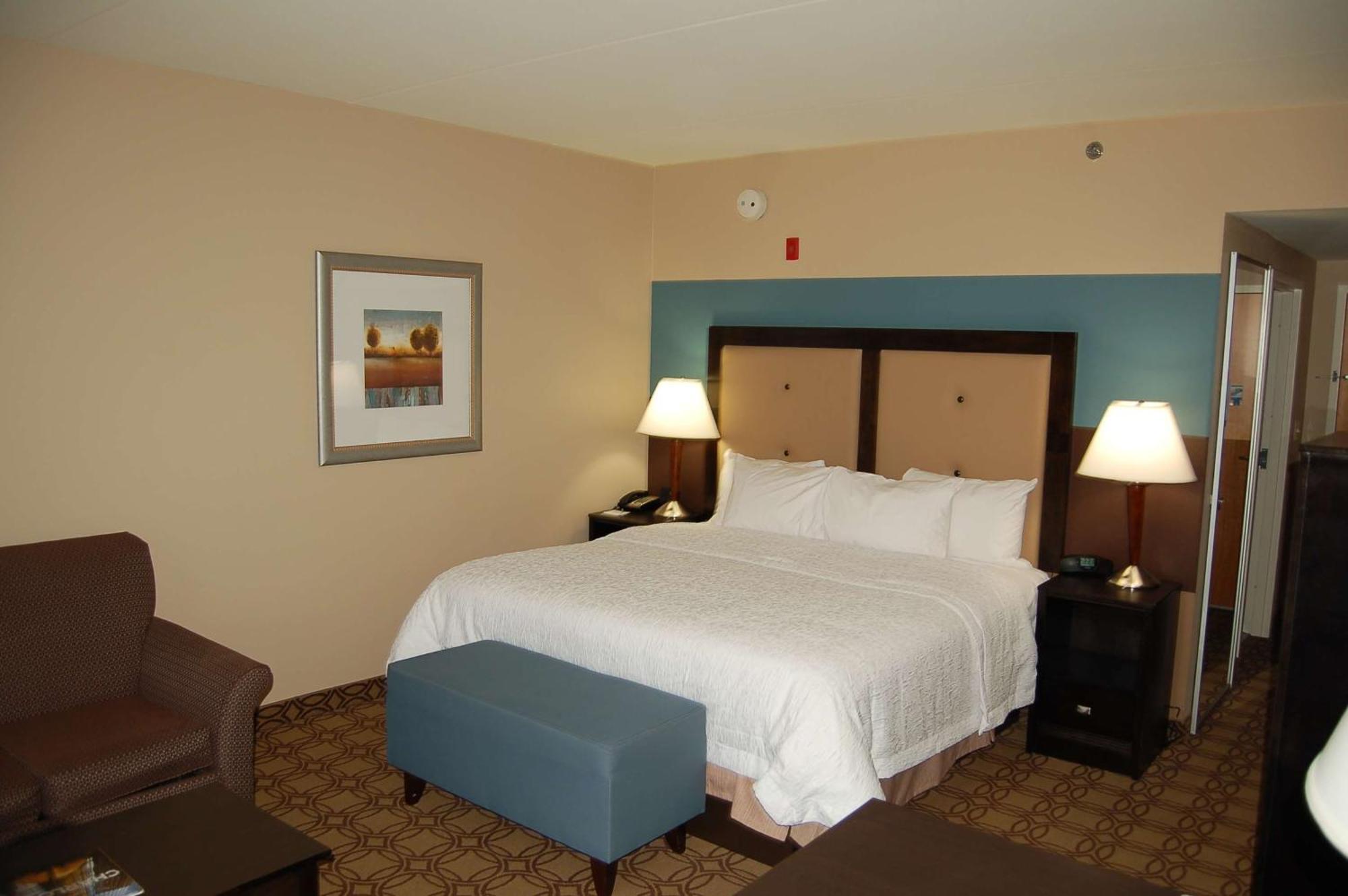 Hampton Inn & Suites Charlotte-Airport Buitenkant foto