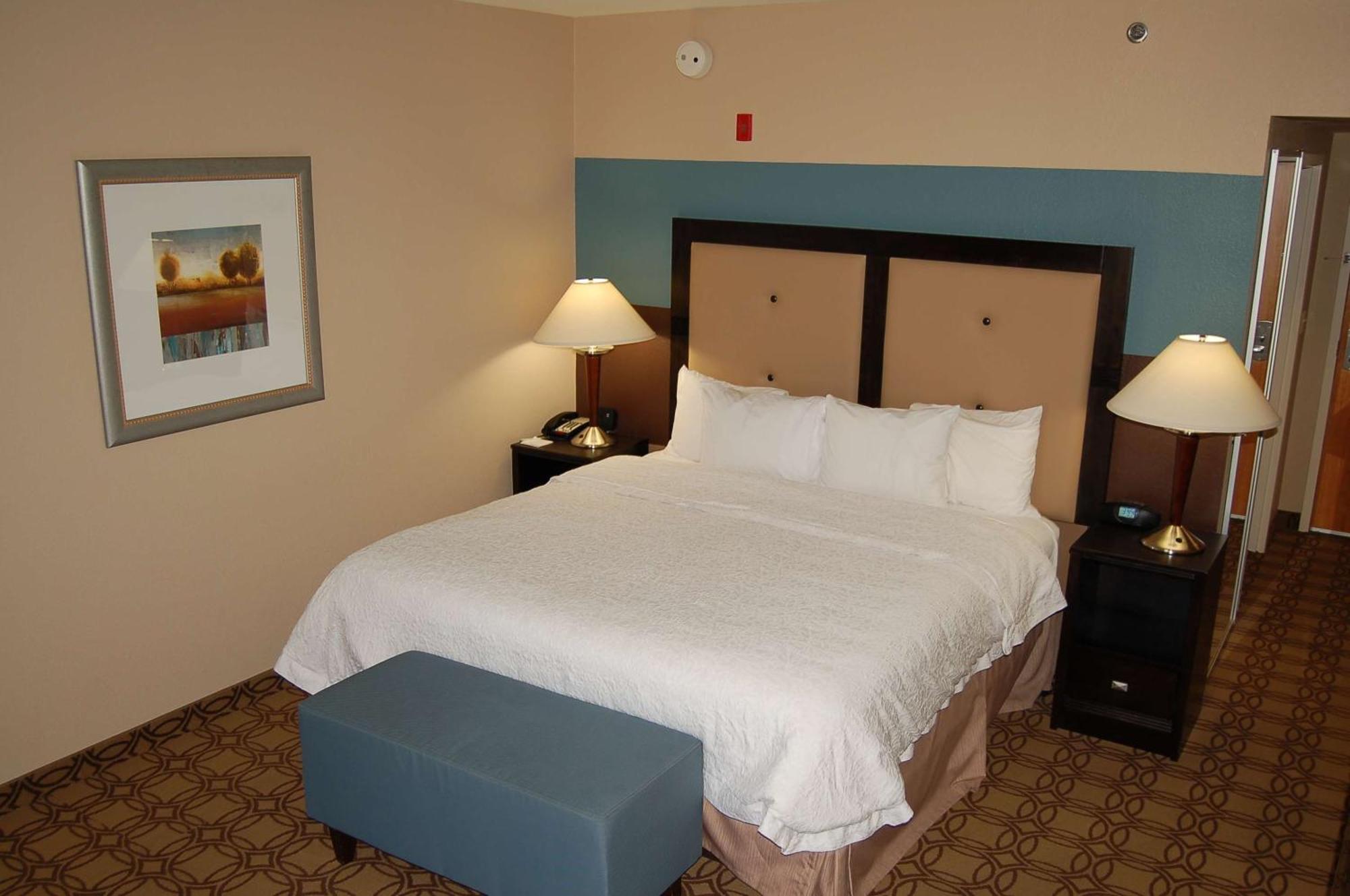 Hampton Inn & Suites Charlotte-Airport Buitenkant foto