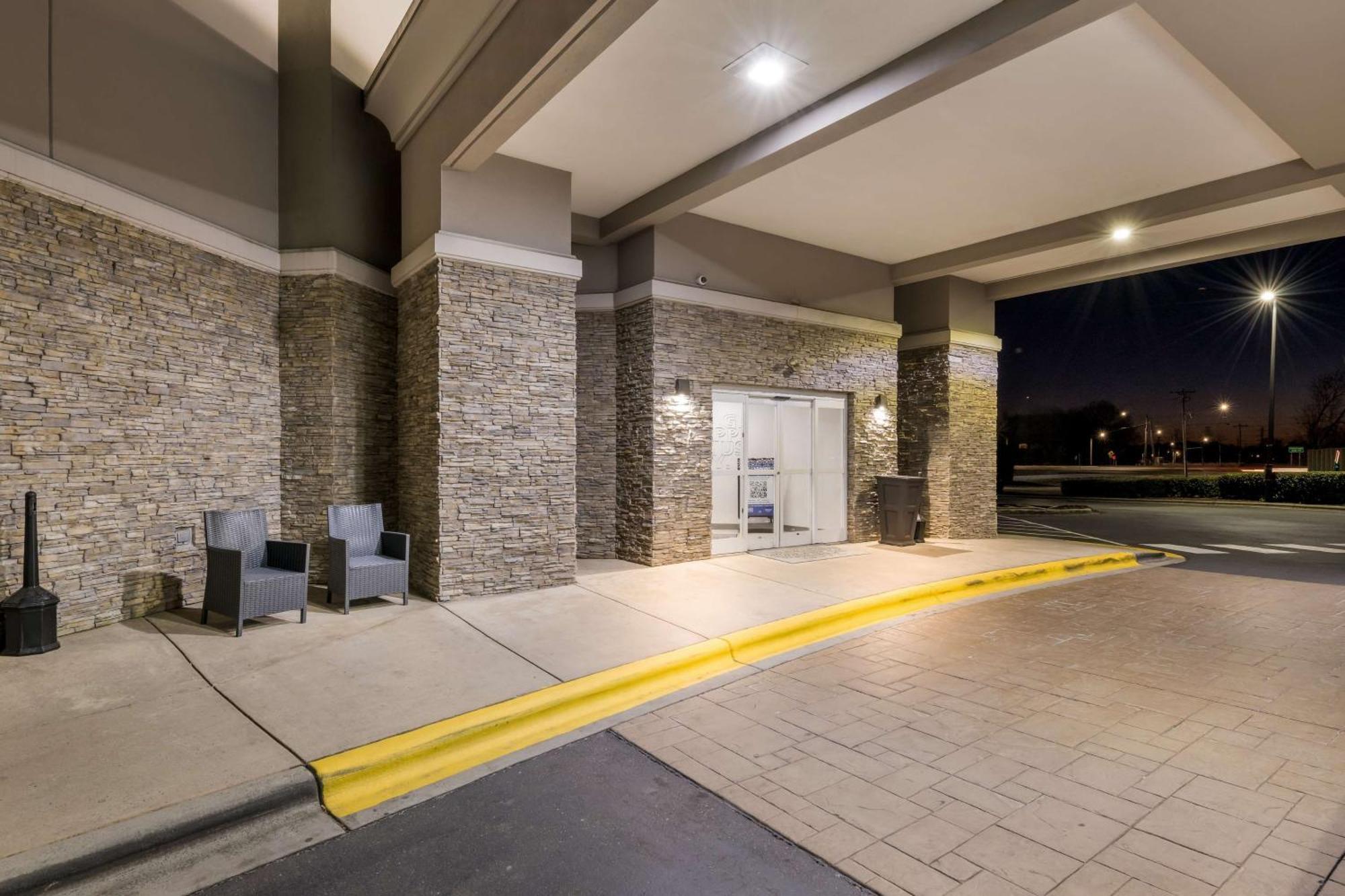 Hampton Inn & Suites Charlotte-Airport Buitenkant foto